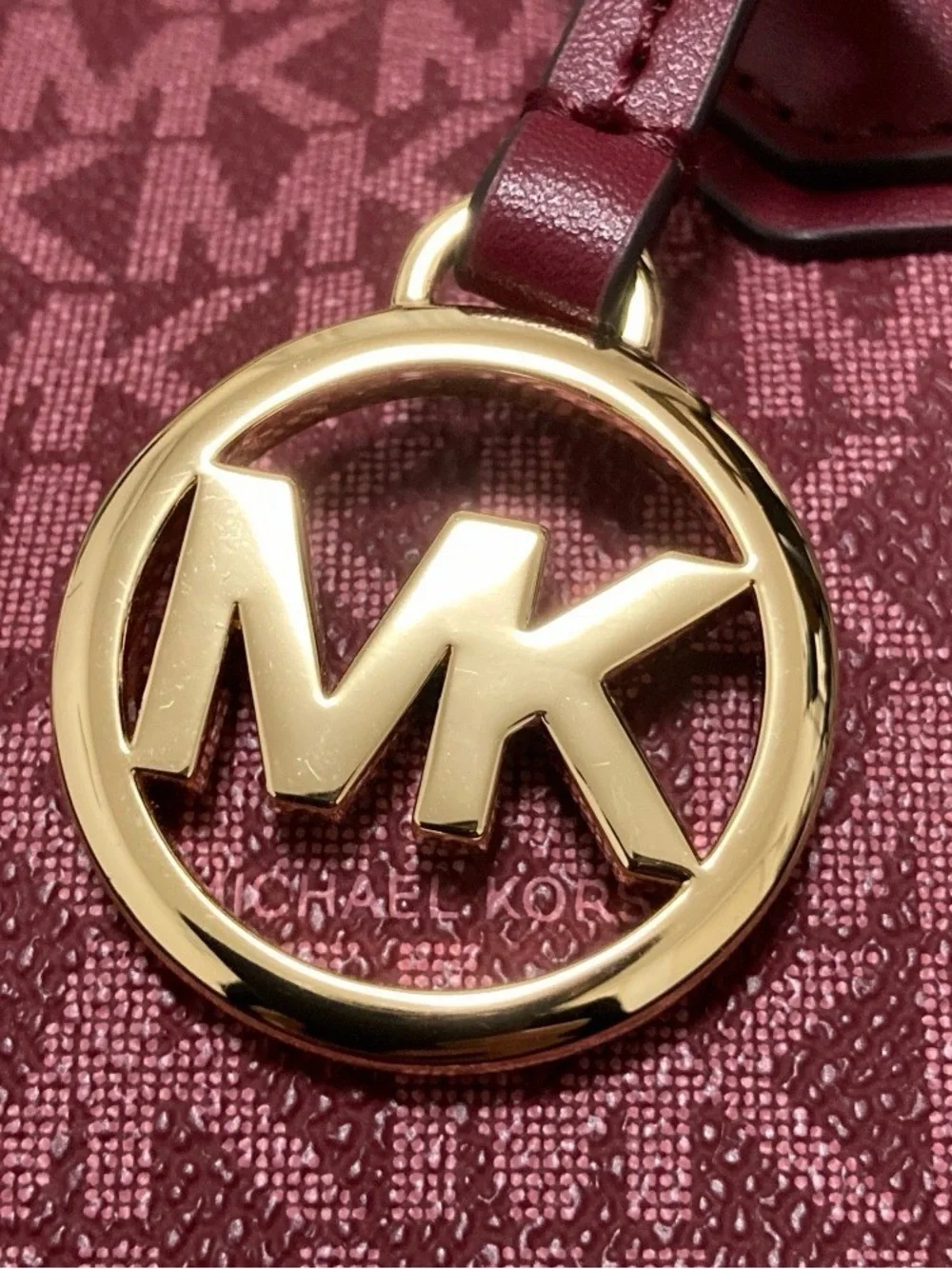 Michael Kors Mercer Mini Tote in mulberry with Gold Hardware and strap NWOT